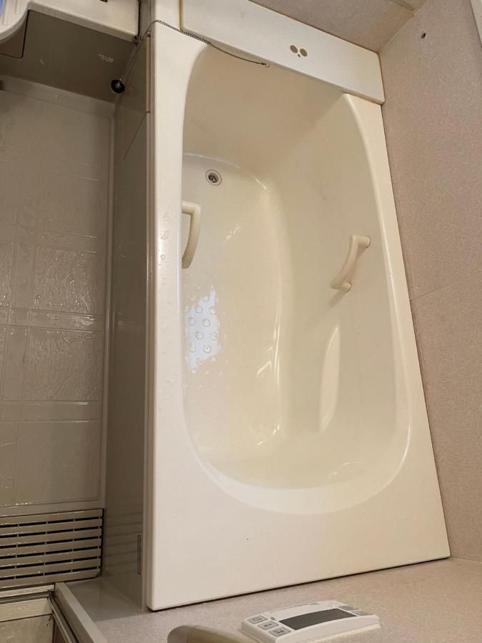 Holiday home Biwa Guesthouse: Lakeside Getaway With Bbq And Free Bikes