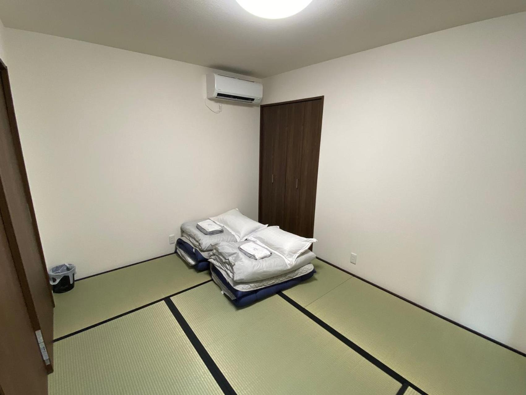 Biwa Guesthouse: Lakeside Getaway With Bbq And Free Bikes * Takashima