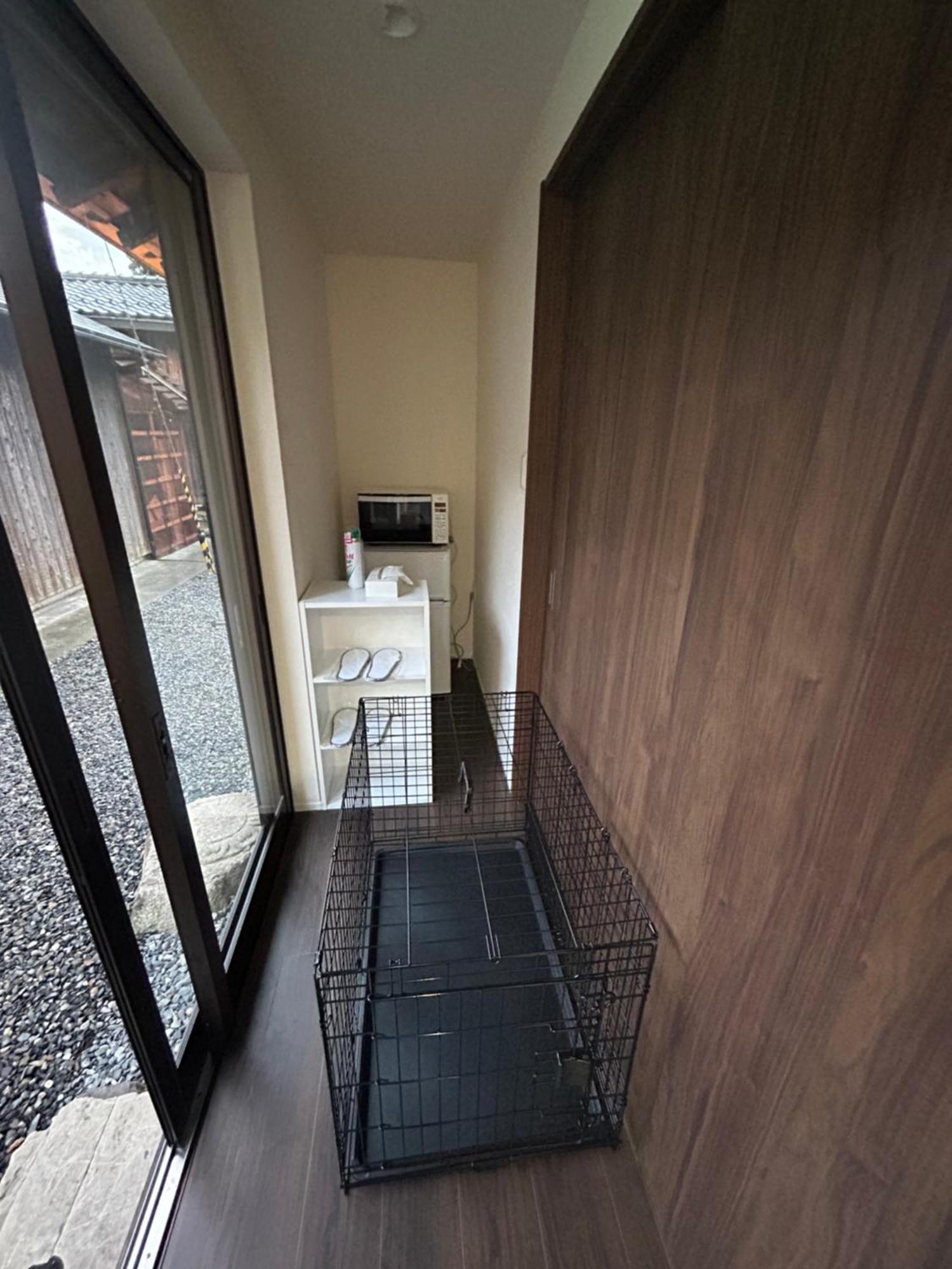 Biwa Guesthouse: Lakeside Getaway With Bbq And Free Bikes * Takashima